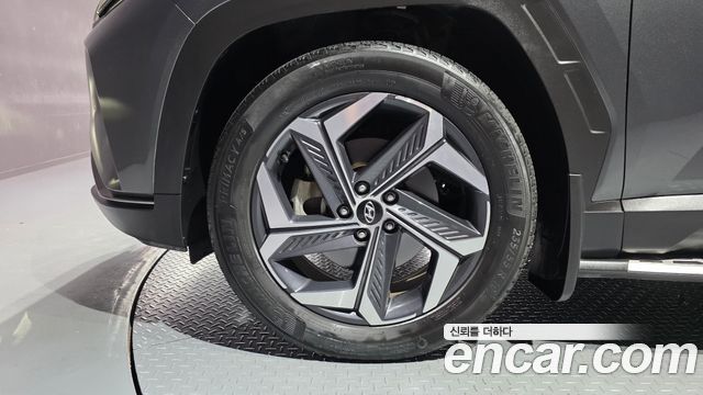 Hyundai Tucson NX4 Gasoline 1.6 Turbo 2WD Inspiration - фото 4