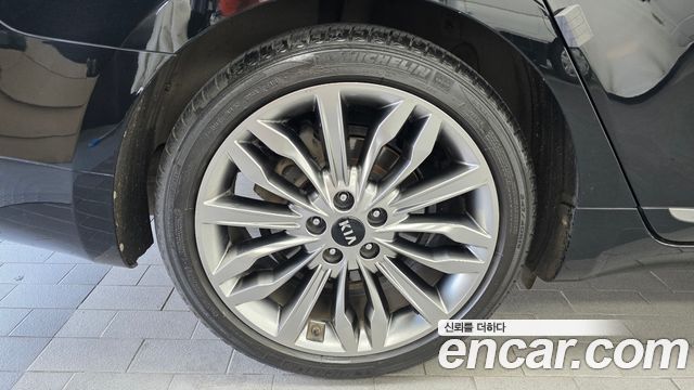 Kia K7 Premier 3.0 GDI Signature - фото 4