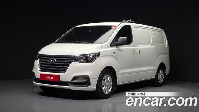Hyundai Starex Новый Van 3-Seater Smart - фото 0