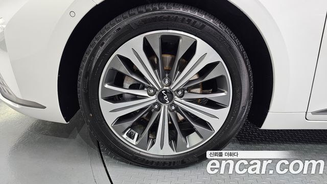 Kia K8 гибрид Signature Special - фото 4