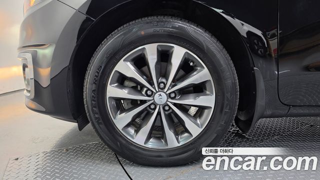 Kia Carnival Совершенно новый 9-seater Luxury - фото 4