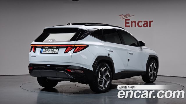 Hyundai Tucson NX4 Gasoline 1.6 Turbo 2WD Inspiration - фото 0