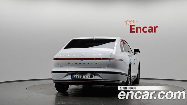 Hyundai Grandeur GN7 2,5 Gasoline 2WD Exclusive - фото 2