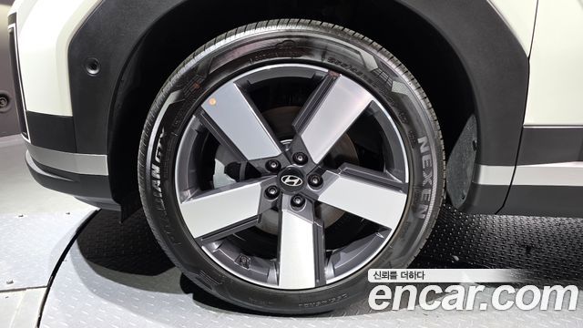 Hyundai Santafe MX5 Gasoline 2.5T 2WD Prestige - фото 4