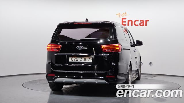 Kia Carnival Новый 9-Seater Noblesse Special - фото 3
