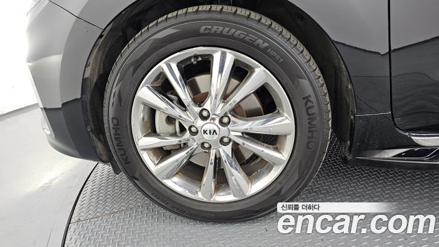 Kia Carnival Новый 9-Seater Noblesse Special - фото 4