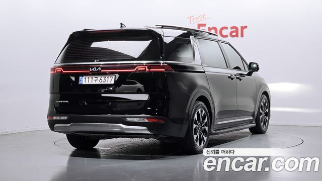 Kia Carnival 4-го поколения 7-Seater Signature - фото 1
