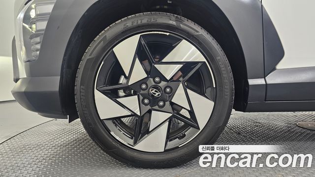 Hyundai Kona SX2 Gasoline 1.6 Turbo 2WD Premium - фото 4