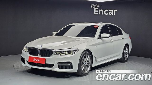 BMW 5-Series G30 520d xDrive M Sport Package Plus - фото 0