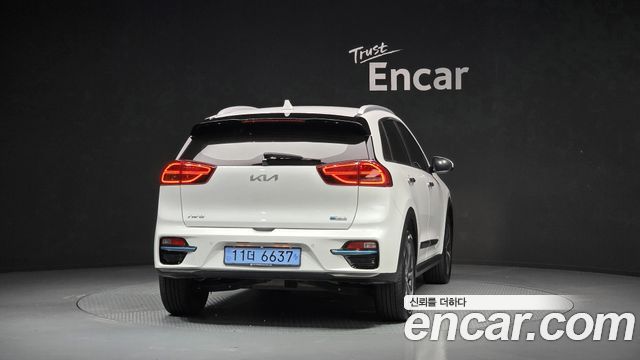 Kia Niro EV Noblesse - фото 3