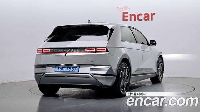 Hyundai Ioniq5 Long Range AWD Prestige - фото 1