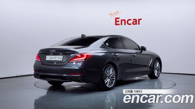 Genesis G70 2.0T AWD Elite - фото 1