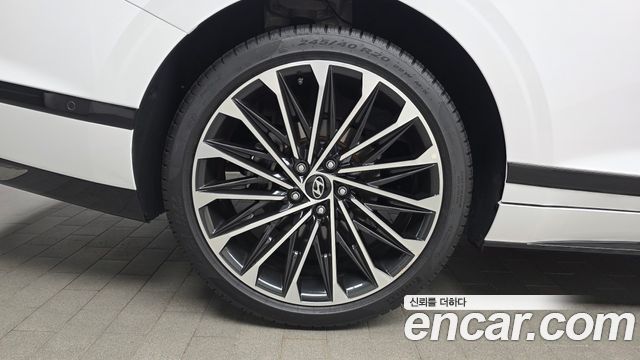 Hyundai Grandeur GN7, гибрид Calligraphy - фото 4
