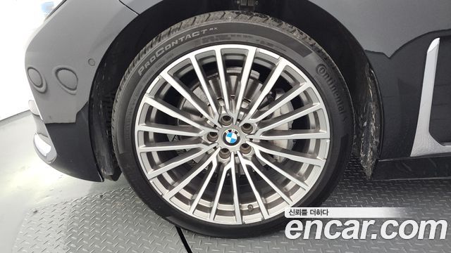 BMW 7-Series G11 730d xDrive Design Pure Excellence - фото 4