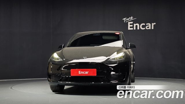 Tesla Model Y RWD - фото 2