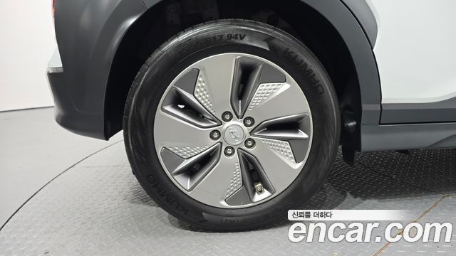 Hyundai Kona Modren - фото 4