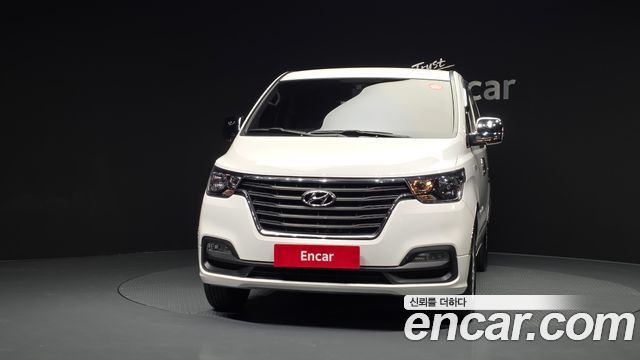 Hyundai Starex Новый Van 5-Seater LPi Smart - фото 2