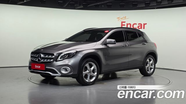 Mercedes-Benz GLA-Class X156 GLA220 - фото 0