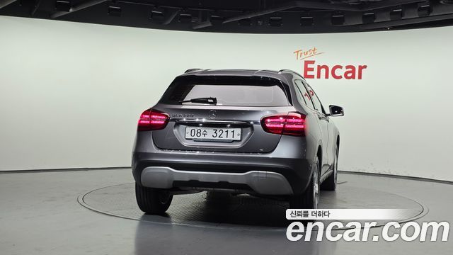 Mercedes-Benz GLA-Class X156 GLA220 - фото 3