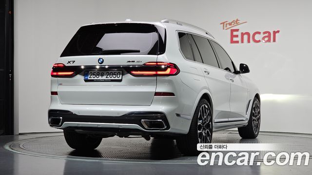 BMW X7 G07 xDrive 40i M Sport 7STR - фото 1