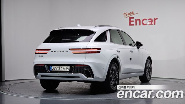 Genesis GV70 2.5T Gasoline 2WD - фото 1