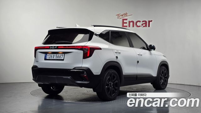 Kia Seltos Новый Gasoline 2.0 2WD Gravity - фото 1