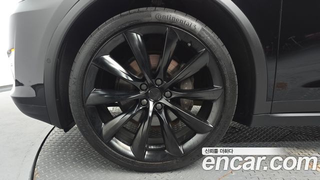 Tesla Model X Long Range - фото 4