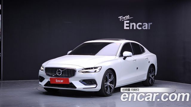 Volvo S60 3-го поколения T5 Inscroption - фото 0