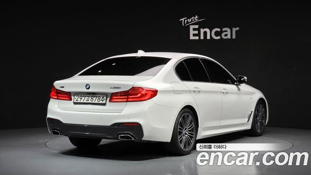 BMW 5-Series G30 530i xDrive M Sport Package Plus - фото 1