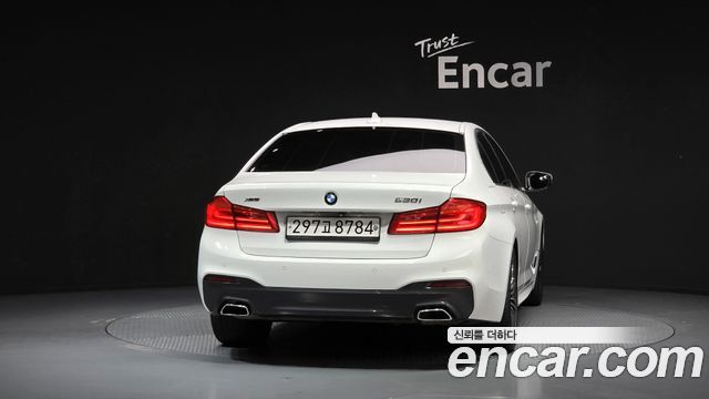 BMW 5-Series G30 530i xDrive M Sport Package Plus - фото 3