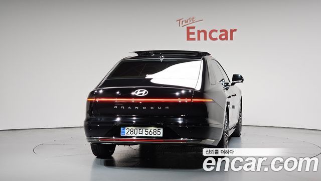Hyundai Grandeur GN7, гибрид Calligraphy - фото 2