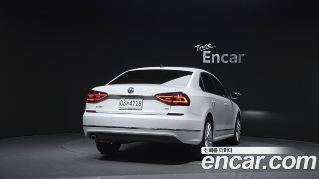Volkswagen Passat Новый 2.0 TSI B7 - фото 3