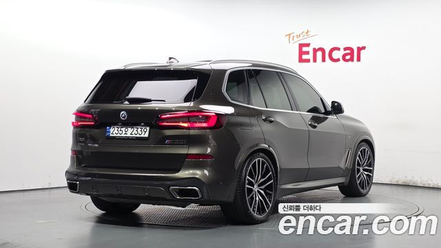 BMW X5 G05 M50i - фото 1