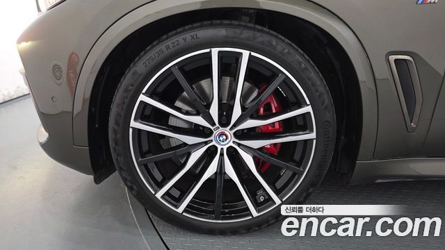 BMW X5 G05 M50i - фото 4