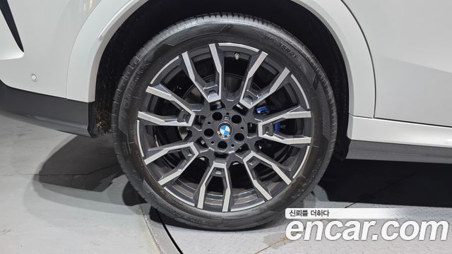 BMW X6 G06 xDrive40i M Sport - фото 4