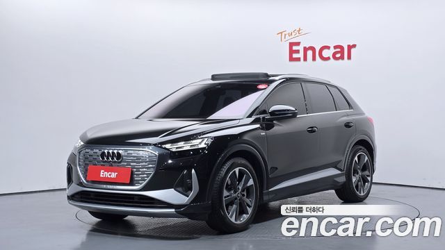 Audi Q4 e-tron F4 40 Premium - фото 0