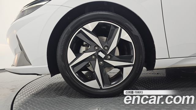 Hyundai Avante CN7, гибрид Modern - фото 4