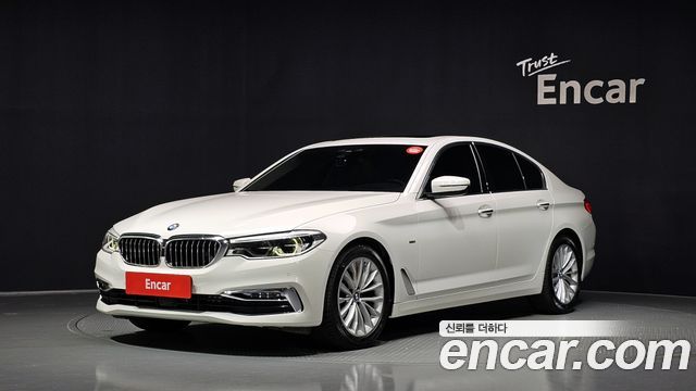 BMW 5-Series G30 520d Luxury Special Edition - фото 0