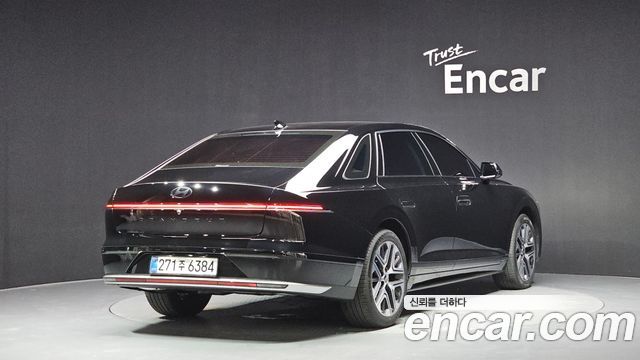 Hyundai Grandeur GN7, гибрид Premium - фото 1