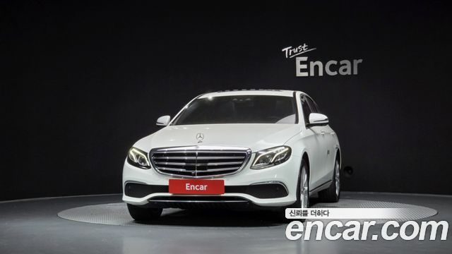 Mercedes-Benz E-Class W213 E300 4MATIC Exclusive - фото 2