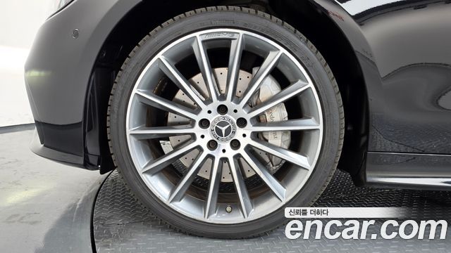 Mercedes-Benz E-Class W213 E450 4MATIC Cabriolet - фото 4