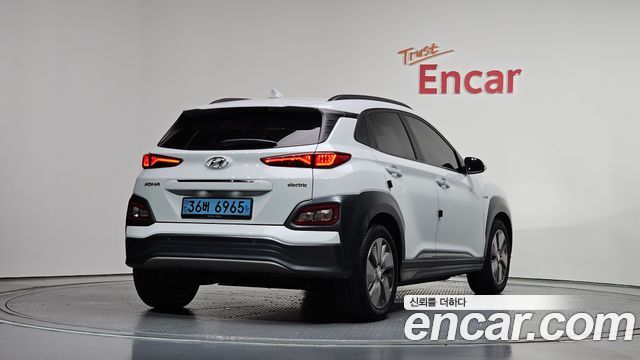 Hyundai Kona Modren - фото 1