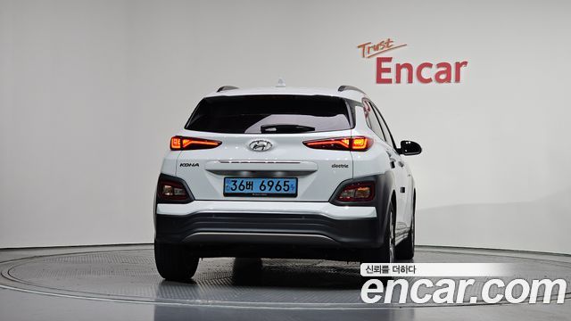 Hyundai Kona Modren - фото 3