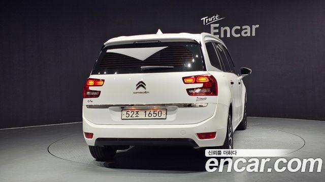 Citroen-DS C4 Picasso 1.6 B-HDI Feel - фото 3