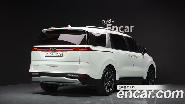 Kia Carnival 4-го поколения 9-Seater Prestige - фото 1
