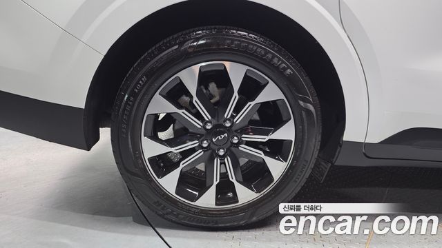 Kia Carnival 4-го поколения 9-Seater Prestige - фото 4