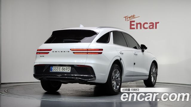 Genesis GV70 2.5T Gasoline 2WD - фото 1
