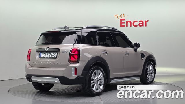Mini Countryman Classic Plus Launch Pack 2nd Gen - фото 1