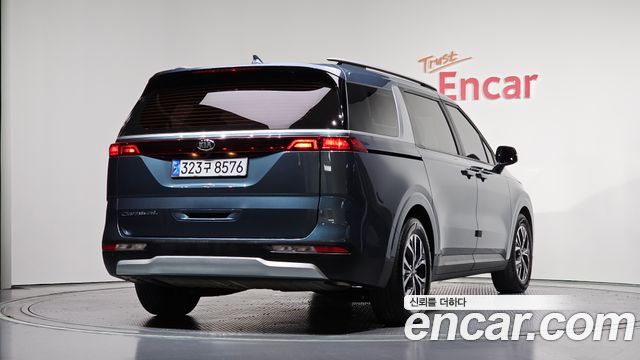 Kia Carnival 4-го поколения 9-Seater Prestige - фото 1