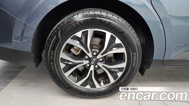Kia Carnival 4-го поколения 9-Seater Prestige - фото 4